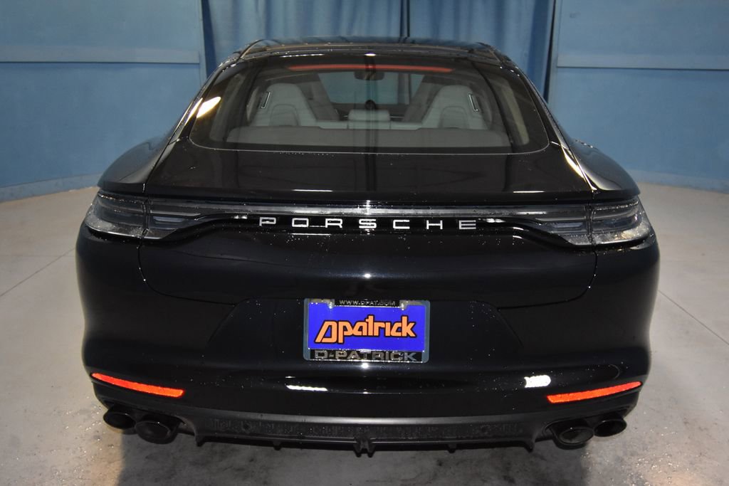 Used 2023 Porsche Panamera 4 Platinum Edition image 28