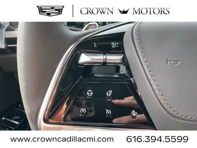 New 2025 Cadillac Escalade Sport Platinum w/ LPO, ONYX Package image 25