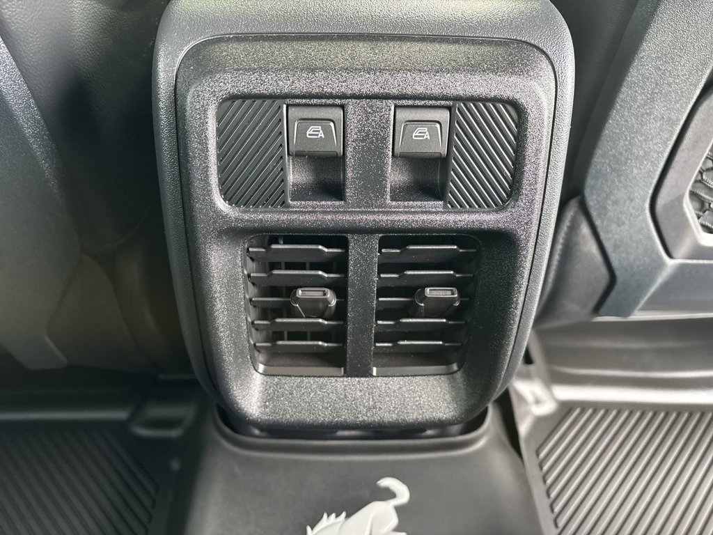 Used 2026 Ford Bronco Badlands AWD/4WD image 26
