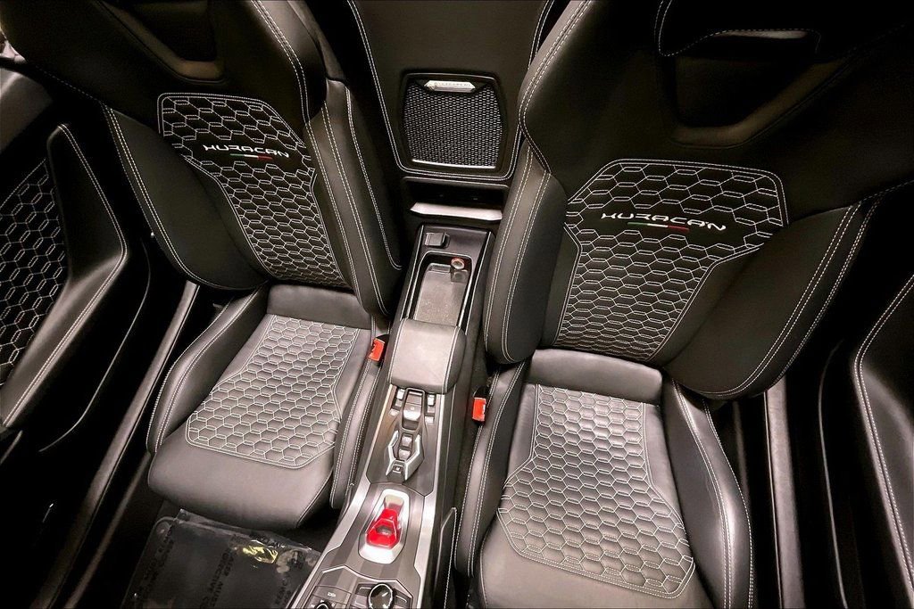 Used 2018 Lamborghini Huracan LP 580-2 image 26