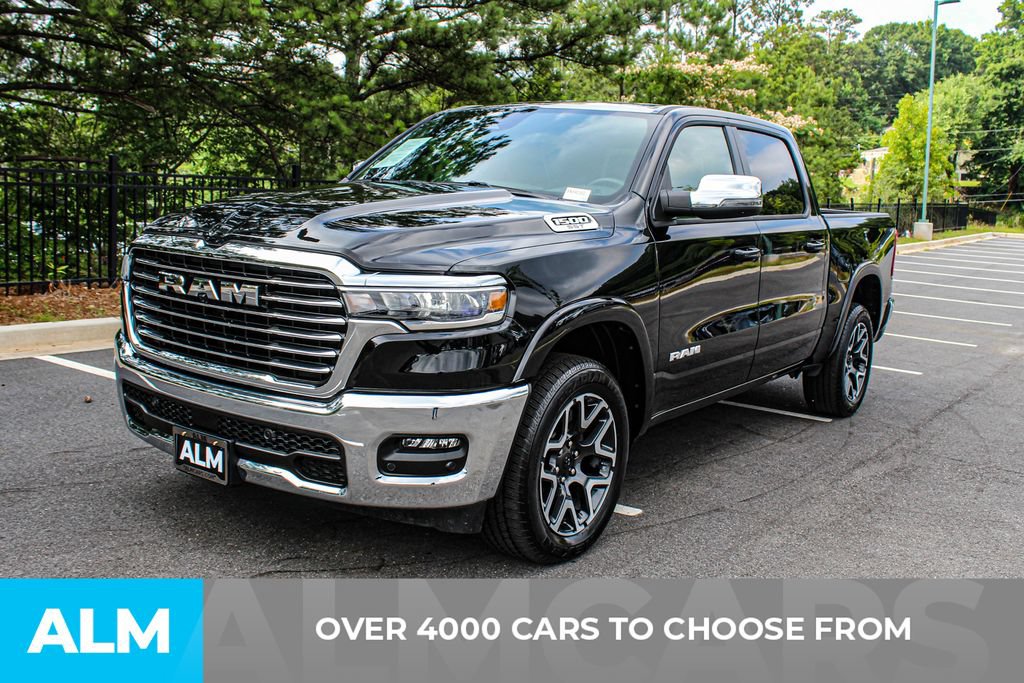 Used 2025 RAM 1500 Laramie AWD/4WD image 2