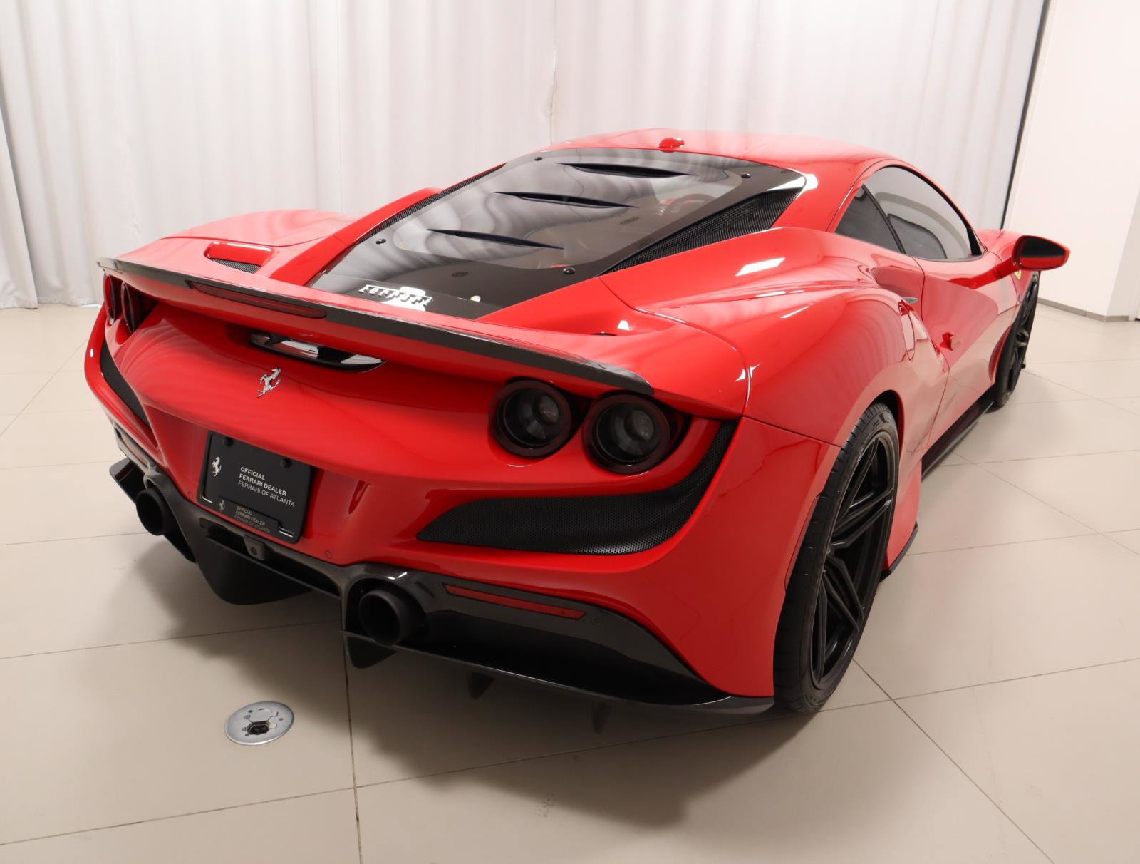 Used 2022 Ferrari F8 Tributo image 10