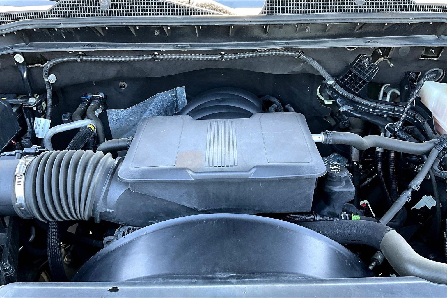 Used 2023 Chevrolet Silverado 2500 Custom w/ Custom Value Package AWD/4WD image 31