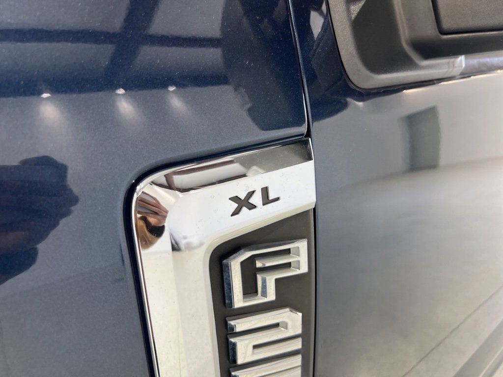 Used 2019 Ford F250 XL w/ Power Equipment Group image 26