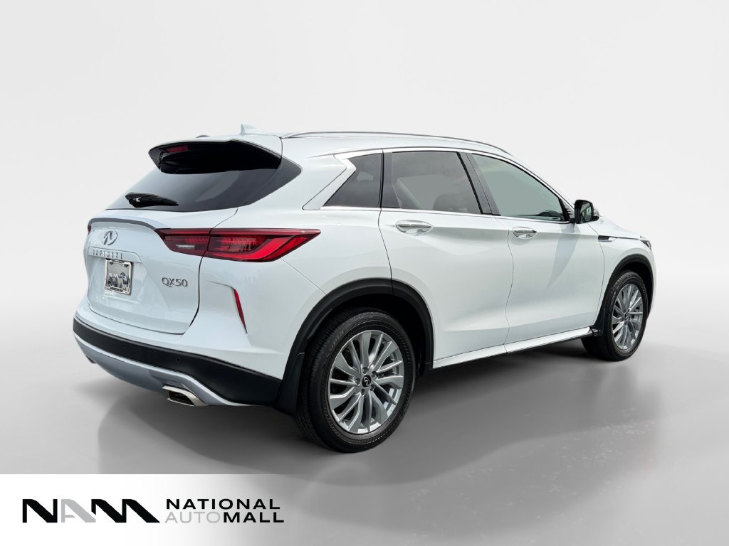 Used 2023 INFINITI QX50 Luxe FWD image 5