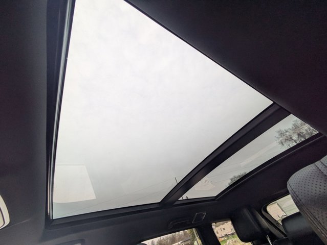 Used 2016 Land Rover Range Rover Sport HSE image 23