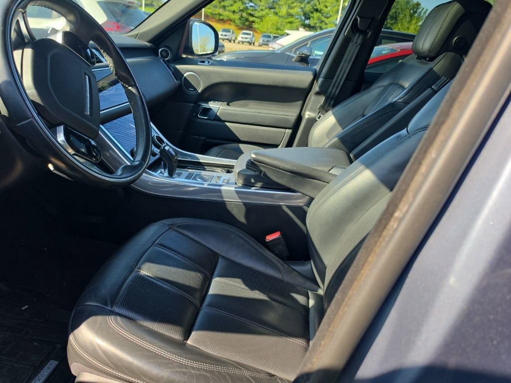 Used 2019 Land Rover Range Rover Sport Supercharged image 3