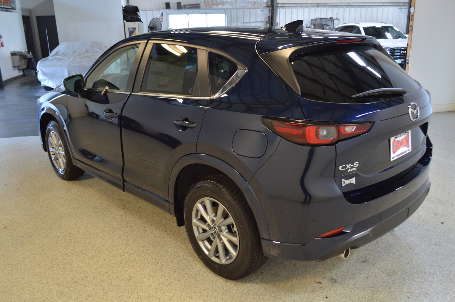 New 2025 MAZDA CX-5 AWD 2.5 S w/ Preferred Package image 5