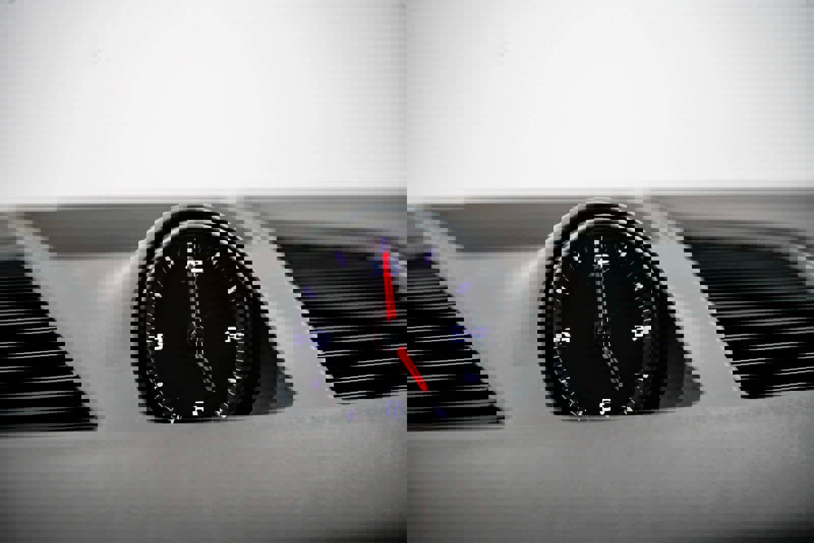 Used 2023 Porsche Cayenne S Platinum image 24