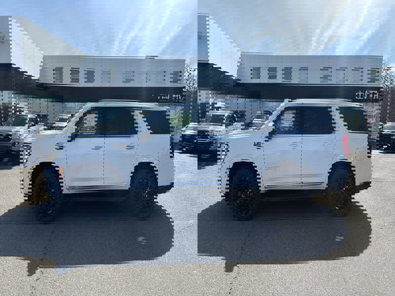 New 2026 GMC Yukon Elevation w/ Elevation Premium Package image 2