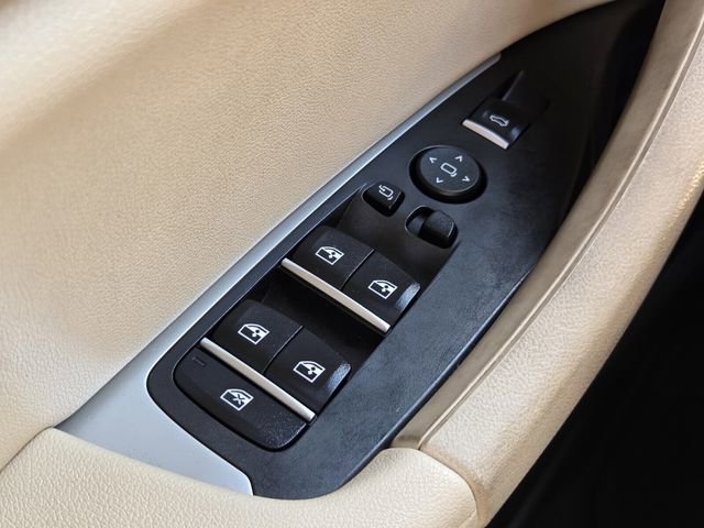 Used 2019 BMW X3 sDrive30i w/ Driving Assistance Package RWD image 24