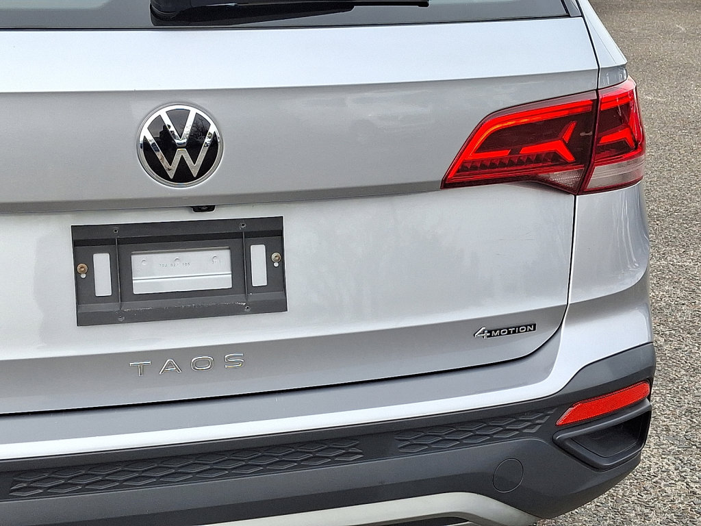 Used 2023 Volkswagen Taos S image 16