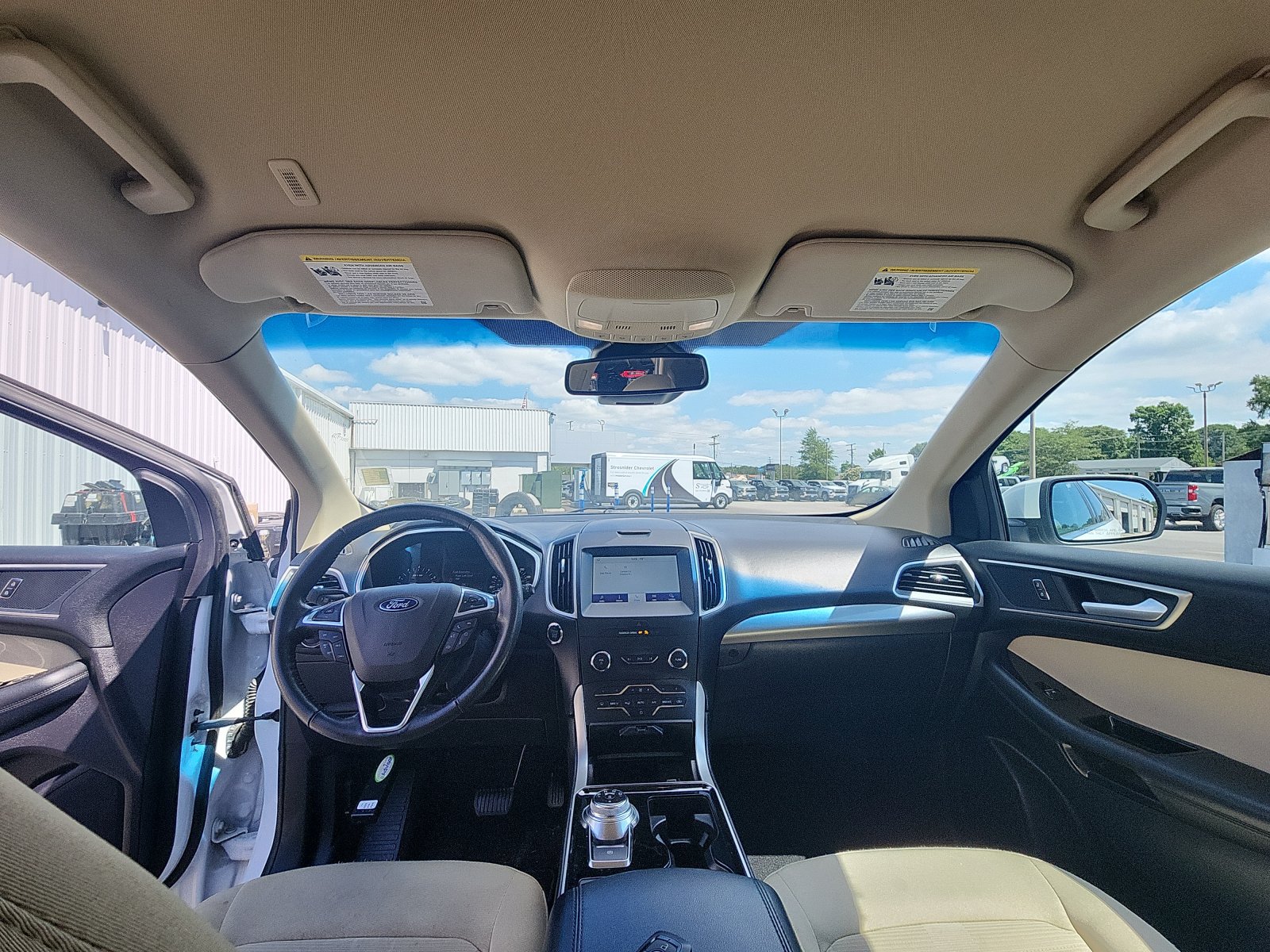 Used 2019 Ford Edge SEL AWD/4WD image 20