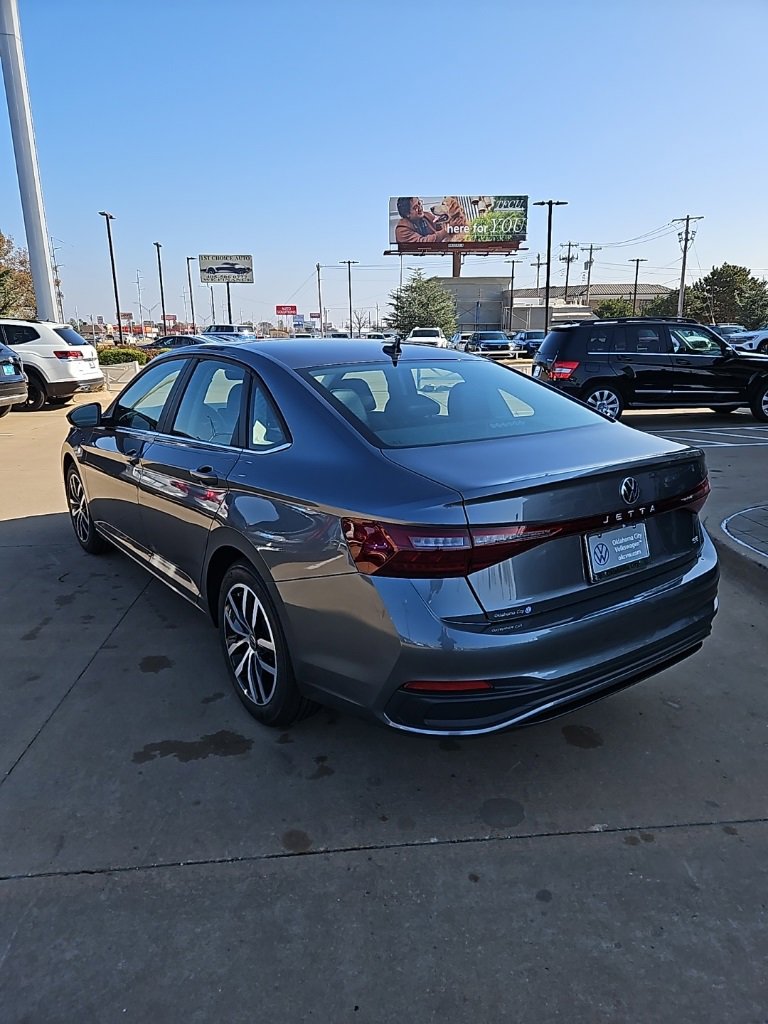 New 2026 Volkswagen Jetta SE image 7