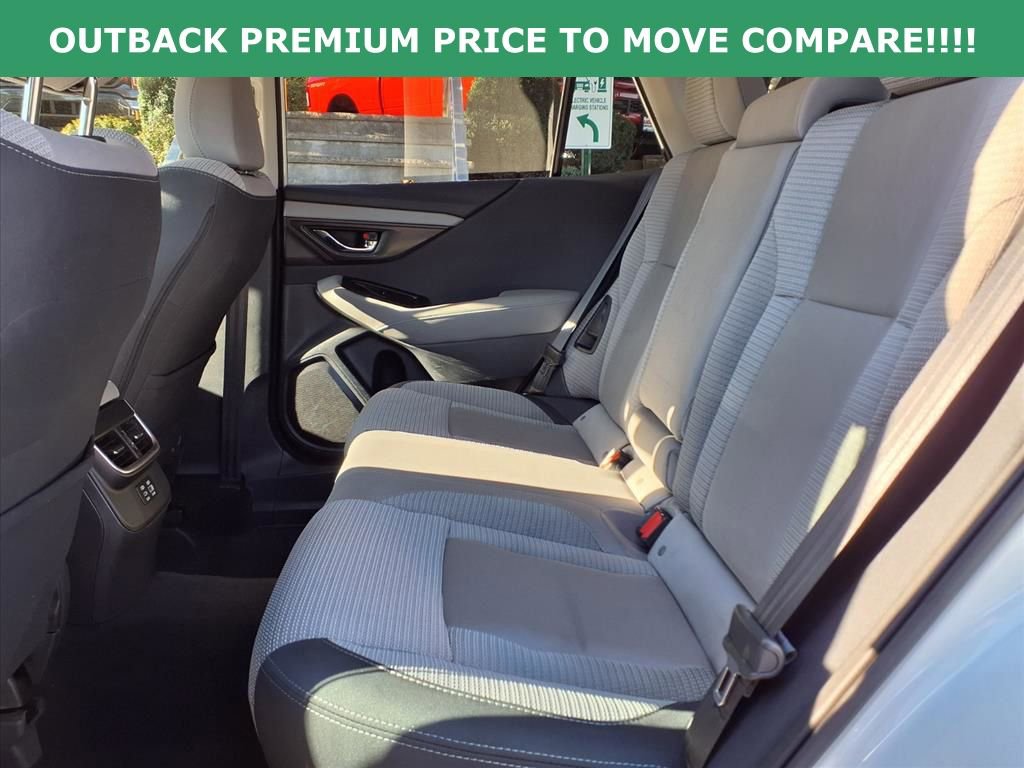 Used 2024 Subaru Outback Premium image 8