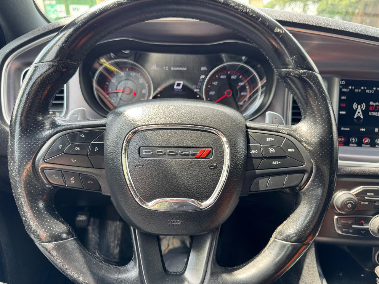 Used 2019 Dodge Charger SXT AWD/4WD image 22