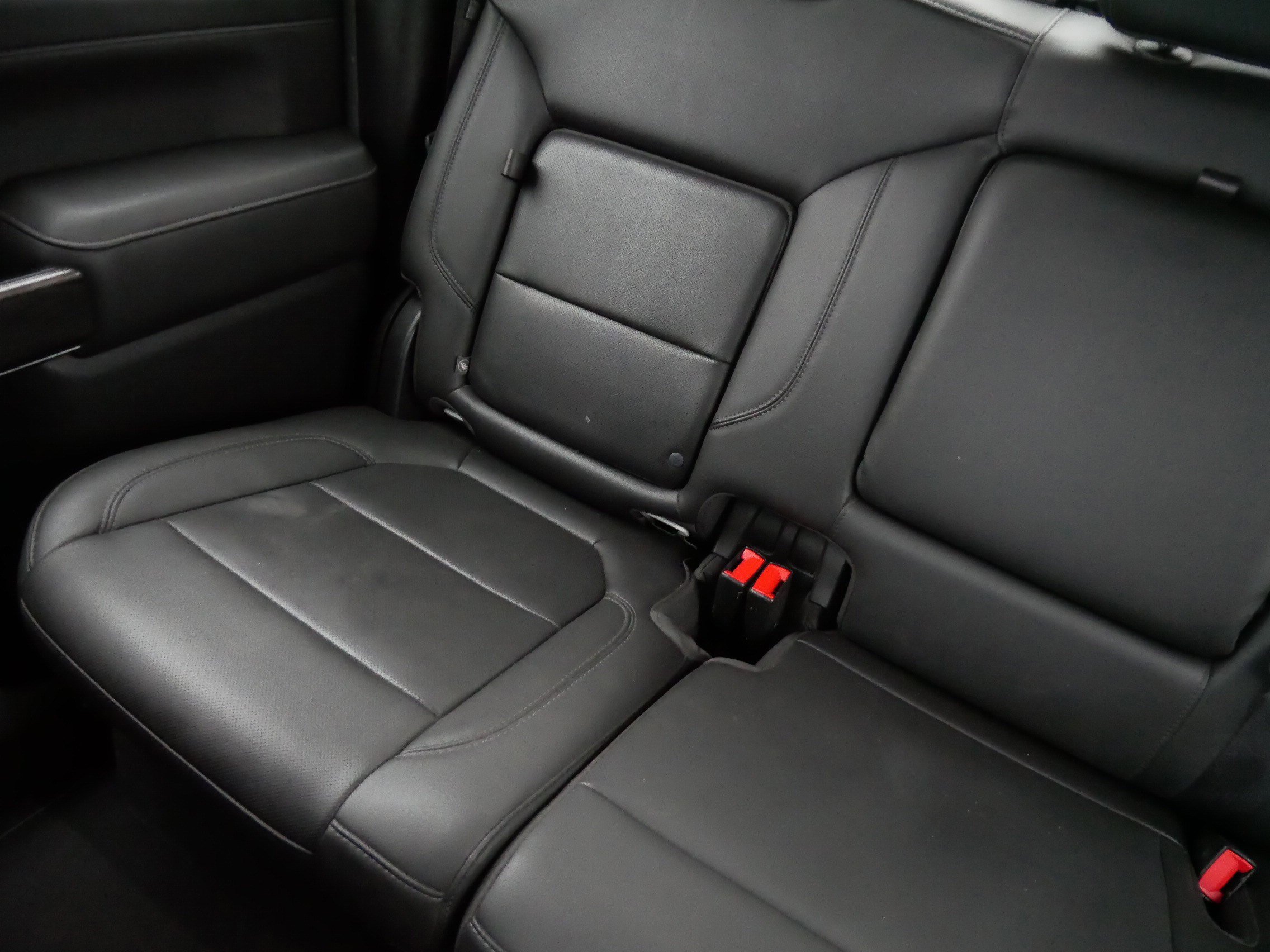 Used 2020 Chevrolet Silverado 2500 LTZ w/ LTZ Premium Package image 12