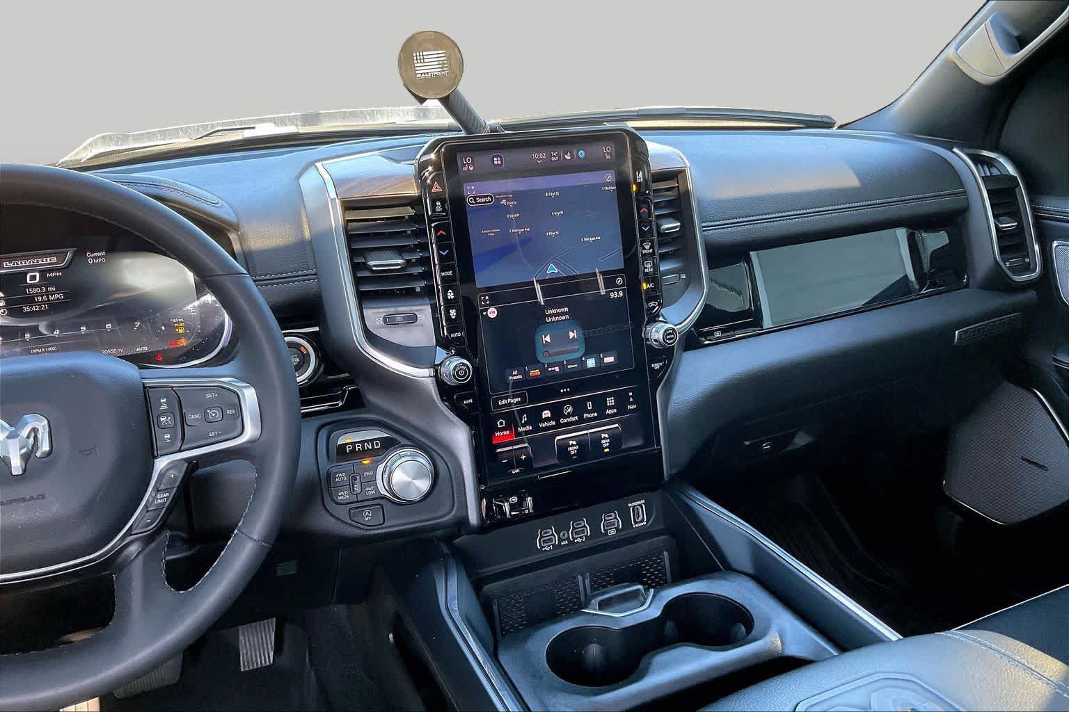 Used 2025 RAM 1500 Laramie w/ Night Edition AWD/4WD image 7