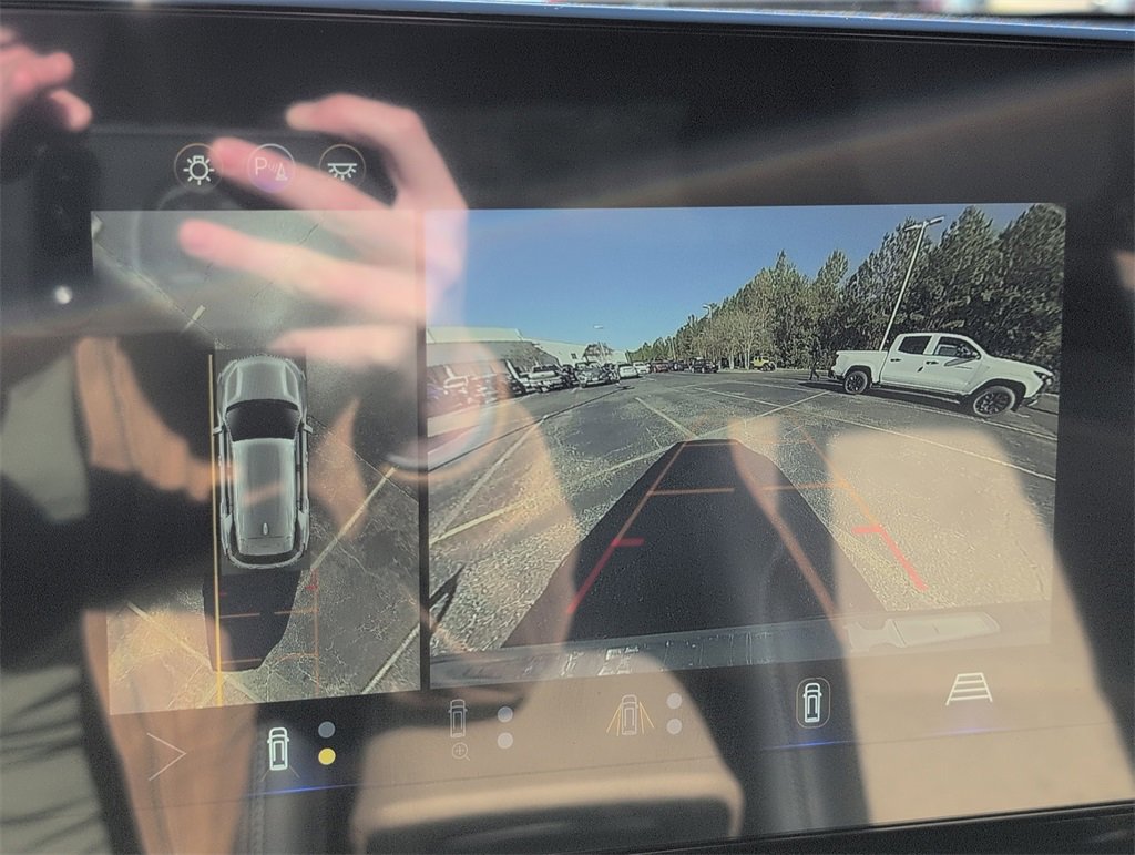 New 2026 Chevrolet Equinox ACTIV w/ Safety and Technology Package image 20