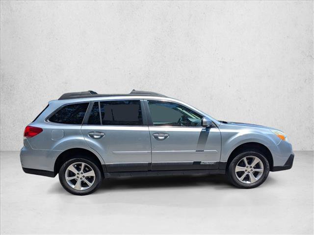 Used 2013 Subaru Outback 2.5i Limited AWD/4WD image 4