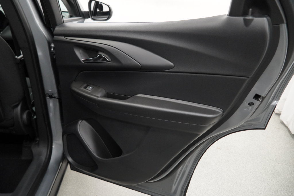 New 2026 Chevrolet TrailBlazer LT w/ Convenience Package FWD image 34