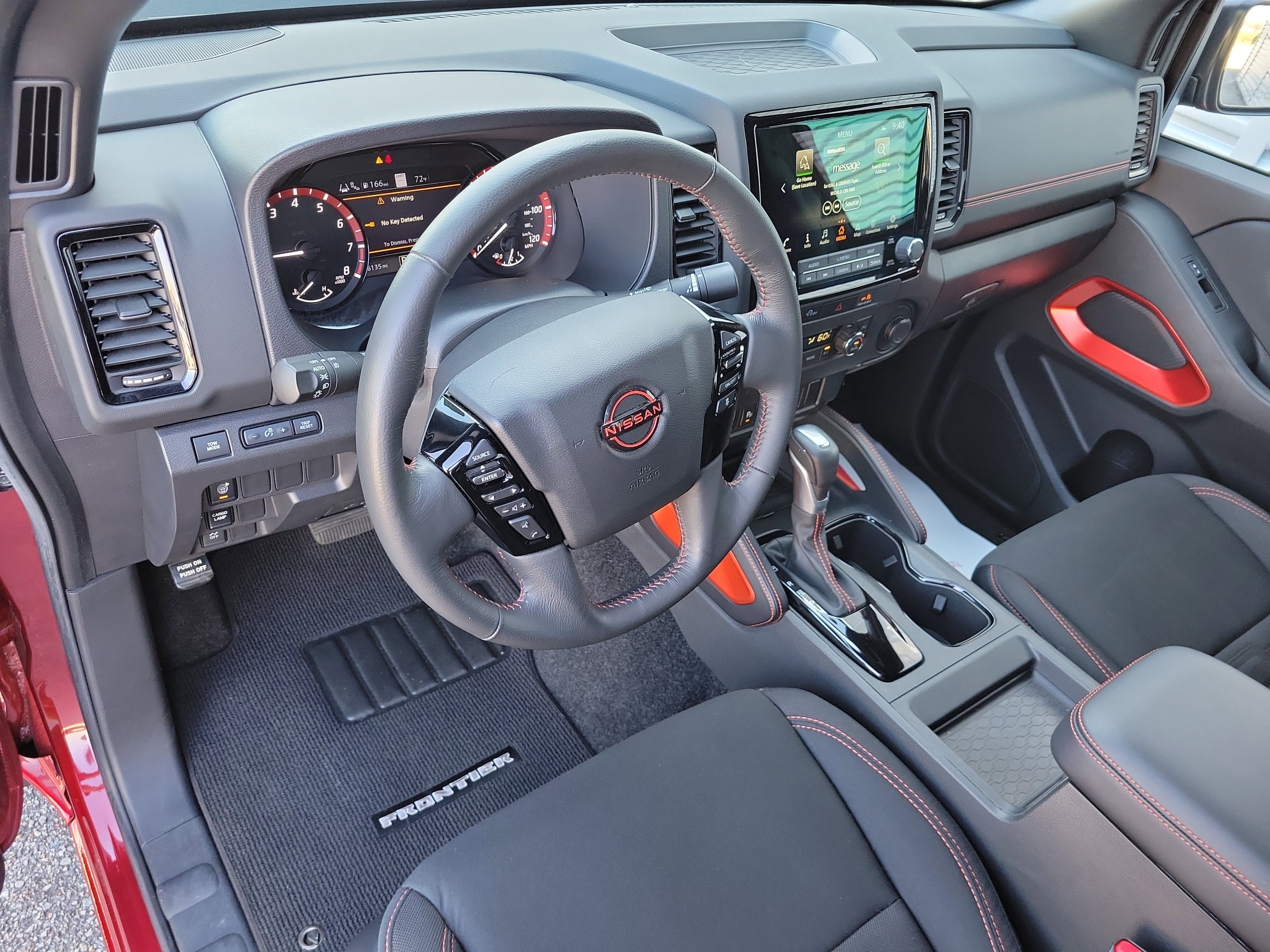 Used 2024 Nissan Frontier Pro-X w/ Technology Package image 8