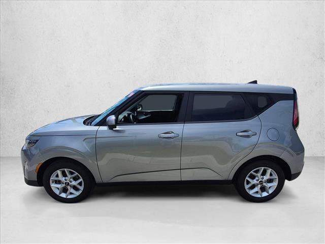 Used 2024 Kia Soul LX w/ Option Group 015 FWD image 9