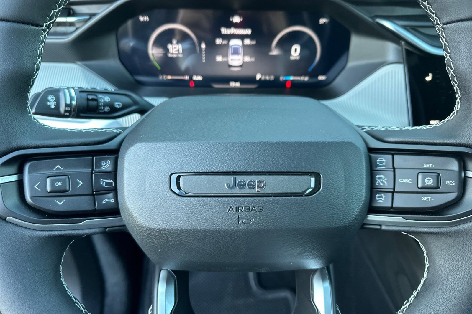 New 2026 Jeep Cherokee Laredo image 23