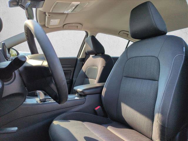 Used 2023 Nissan Altima 2.5 S FWD image 15