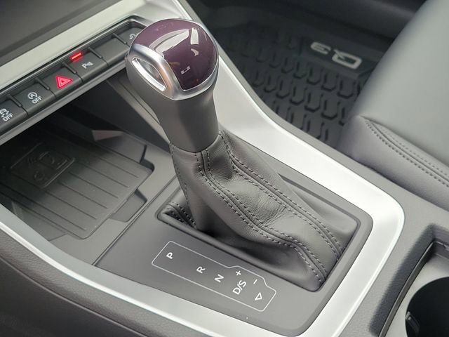 New 2025 Audi Q3 2.0T Premium image 17
