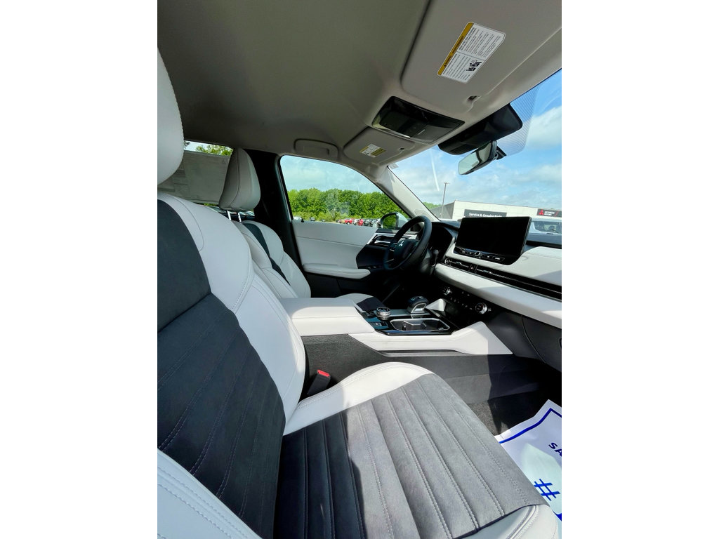 New 2026 Mitsubishi Outlander SE AWD/4WD image 9