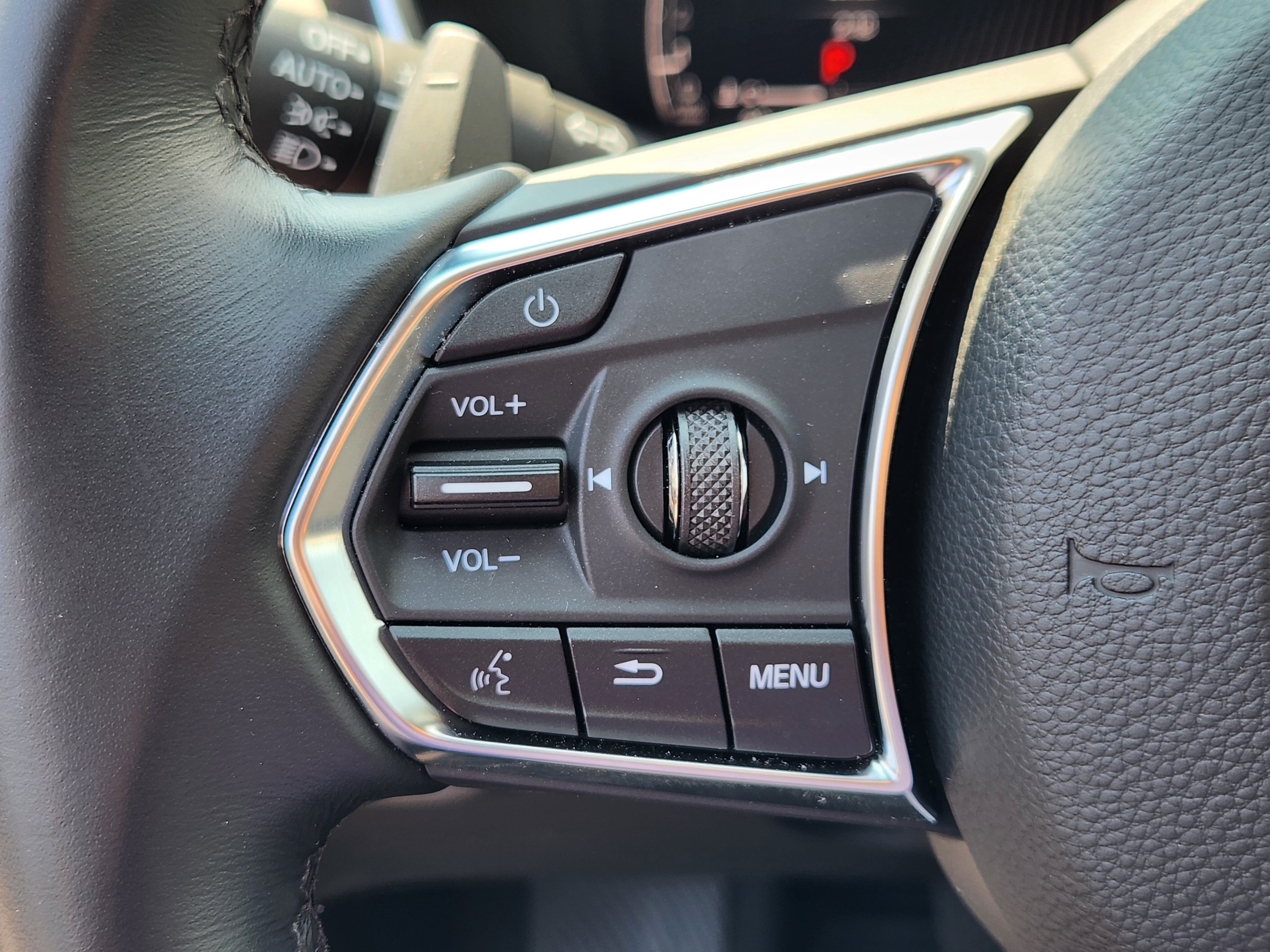Certified 2026 Acura MDX SH-AWD image 25