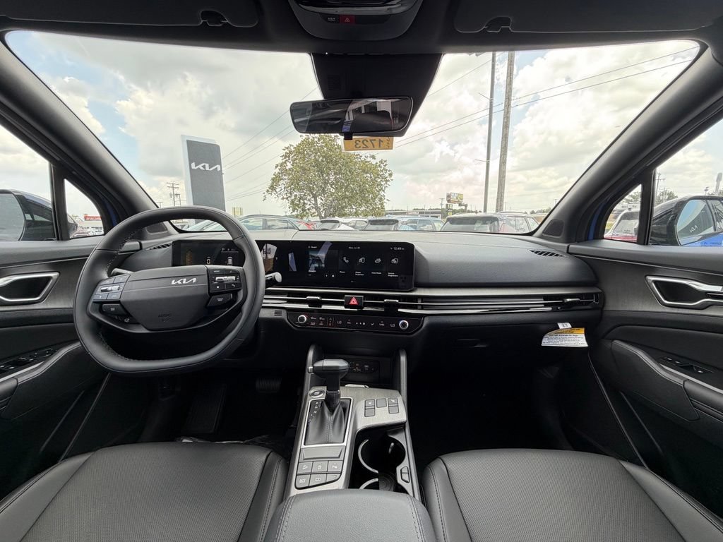 New 2026 Kia Sportage X-Line w/ X-Line Premium Package AWD/4WD image 33