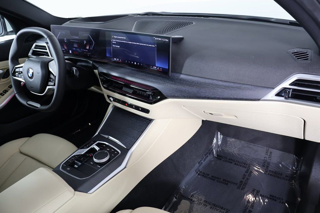 Used 2025 BMW 330i Sedan w/ Premium Package image 9