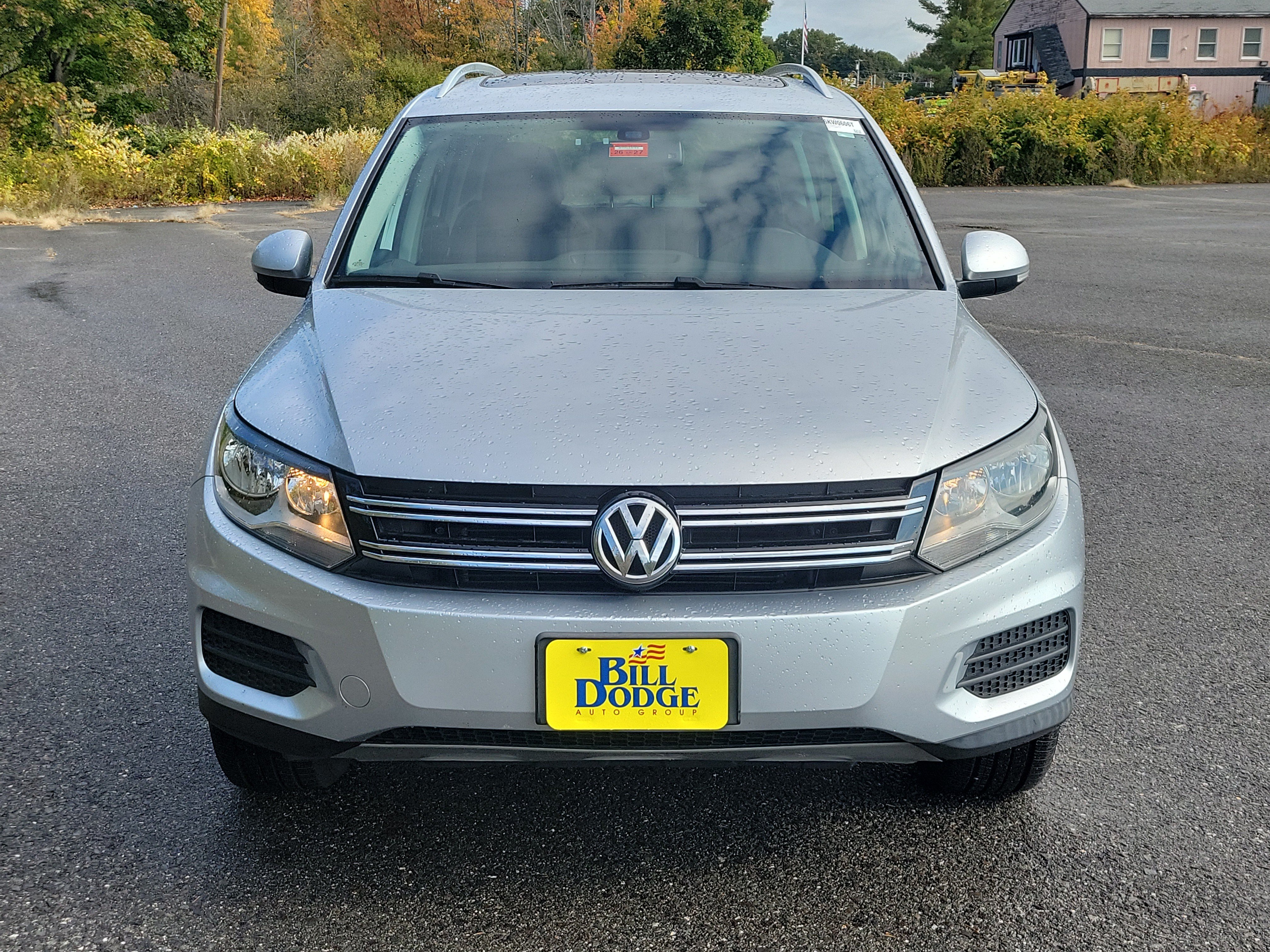 Used 2017 Volkswagen Tiguan Wolfsburg Edition AWD/4WD image 2