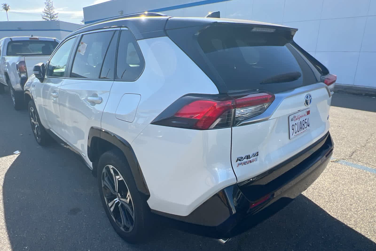 Used 2022 Toyota RAV4 XSE AWD/4WD image 6