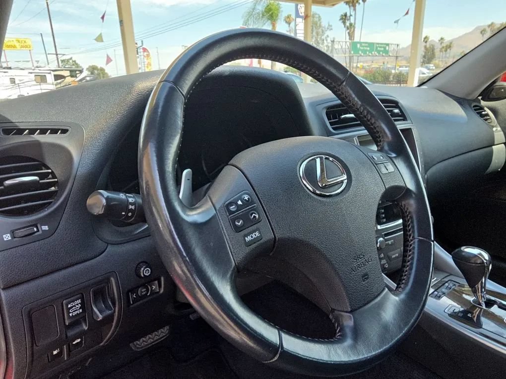 Used 2010 Lexus IS 350C RWD image 23