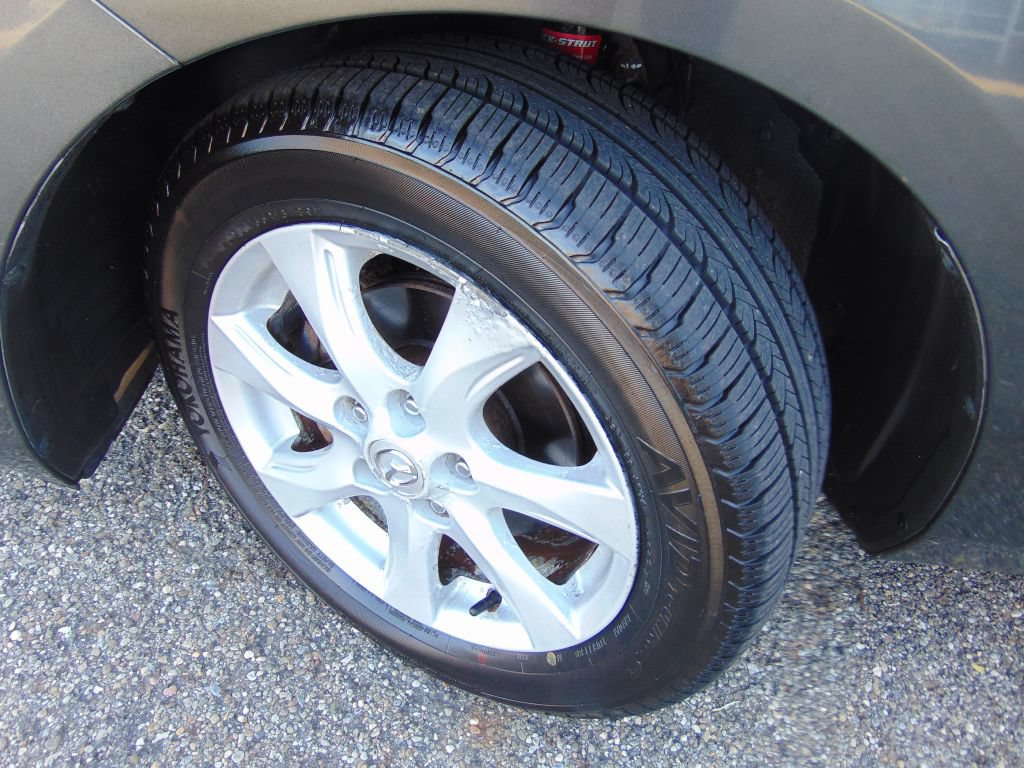 Used 2011 MAZDA MAZDA3 i Touring FWD image 24