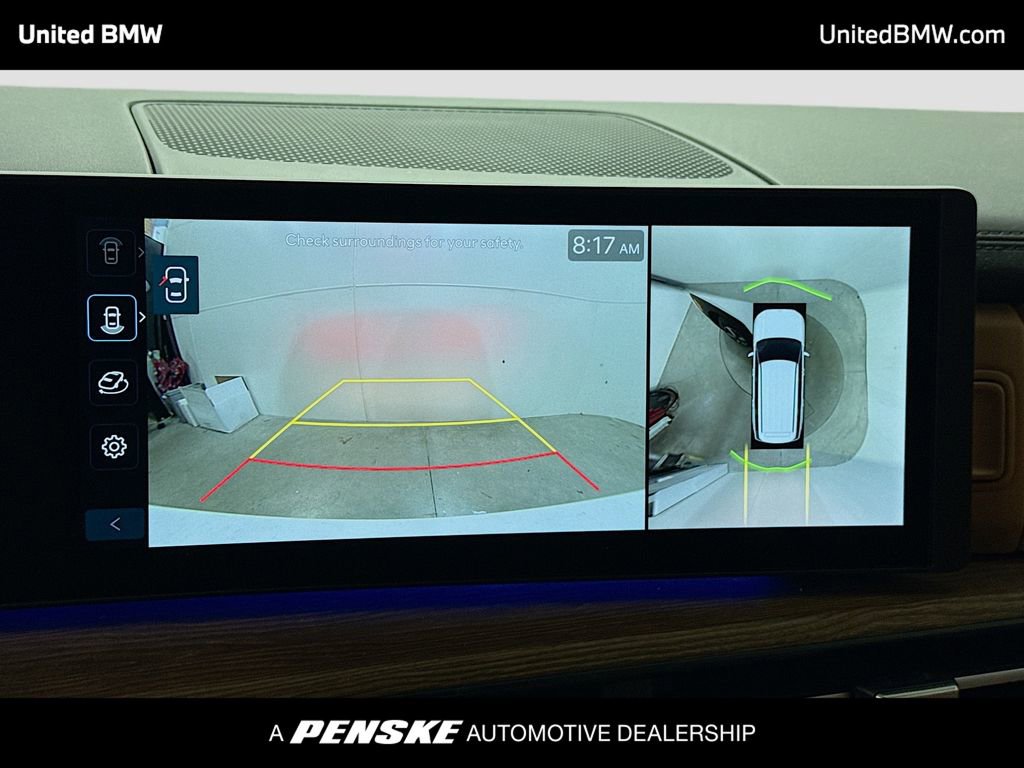 Used 2025 Hyundai Santa Fe Limited FWD image 9