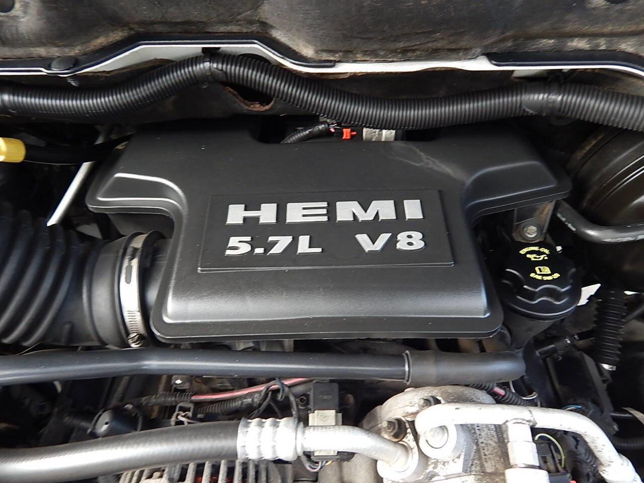 Used 2006 Dodge Ram 2500 Truck SLT image 29