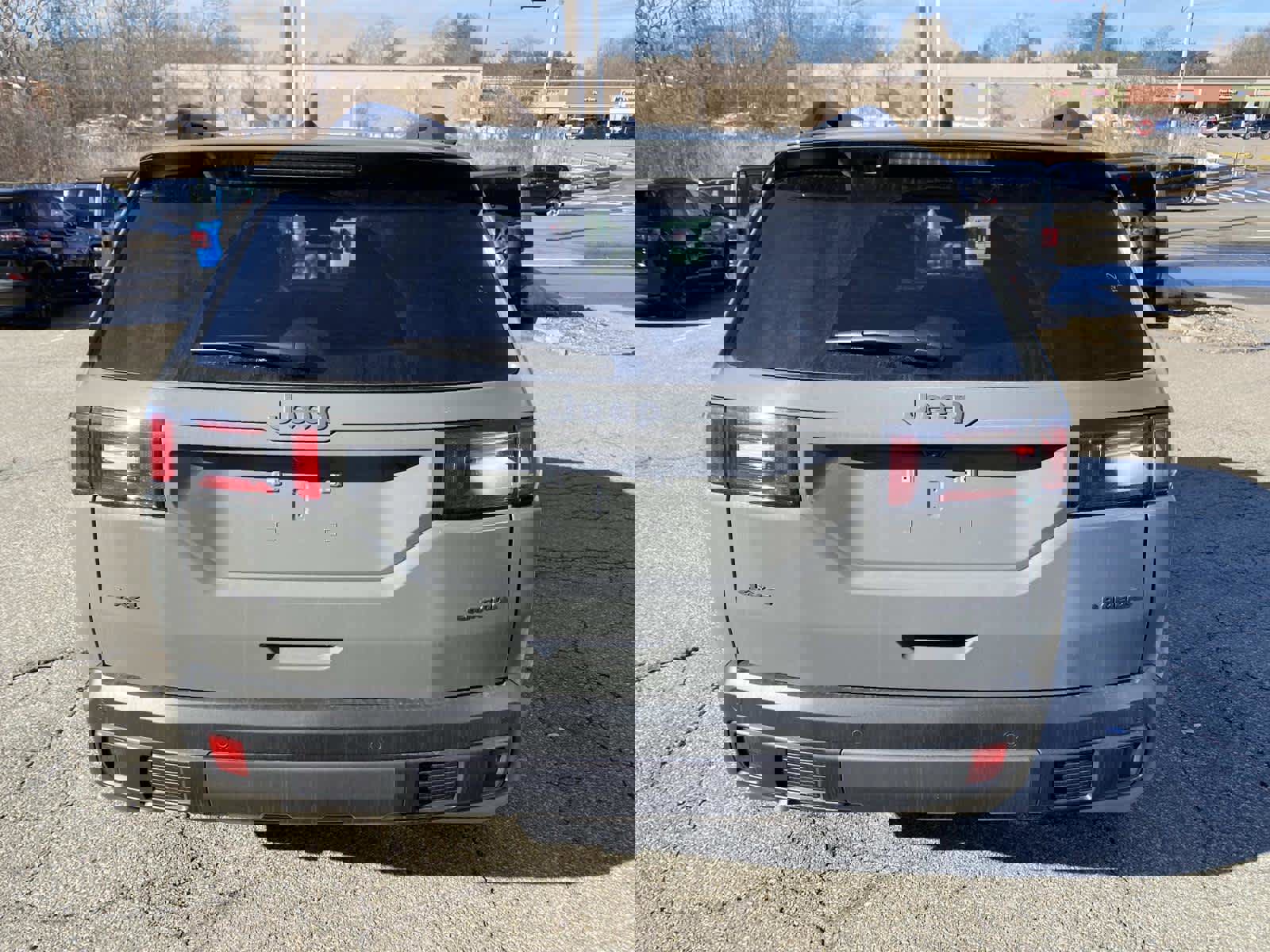 New 2026 Jeep Cherokee Laredo image 3