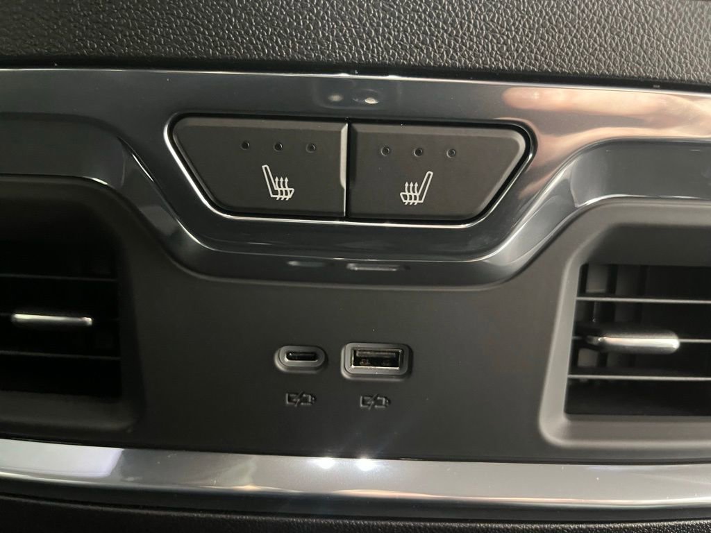 New 2026 Chevrolet Silverado 1500 LTZ image 30