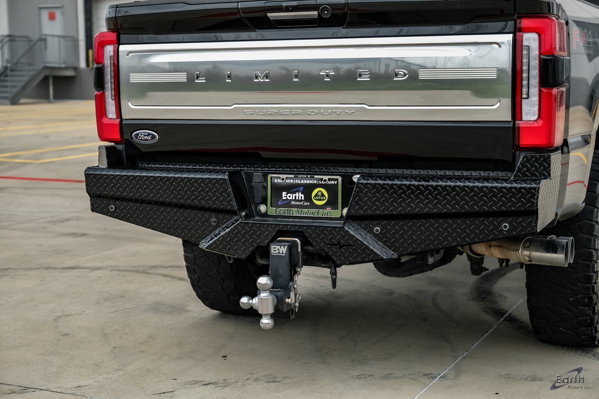 Used 2024 Ford F250 Limited w/ FX4 Off-Road Package AWD/4WD image 17