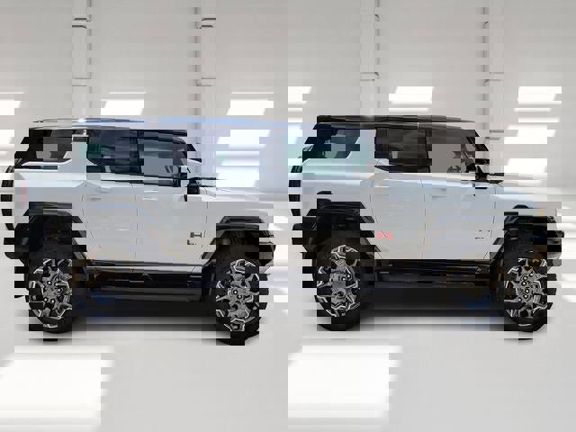 New 2025 GMC Hummer EV 3X w/ LPO, Illumination Package image 4