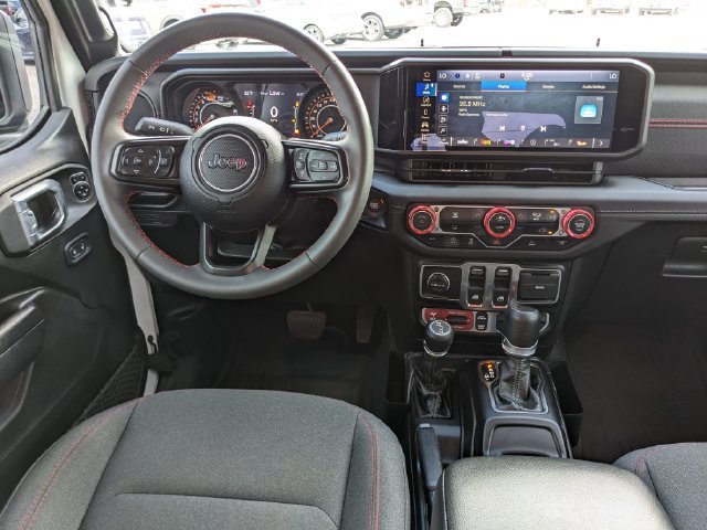 Used 2024 Jeep Wrangler Rubicon AWD/4WD image 17