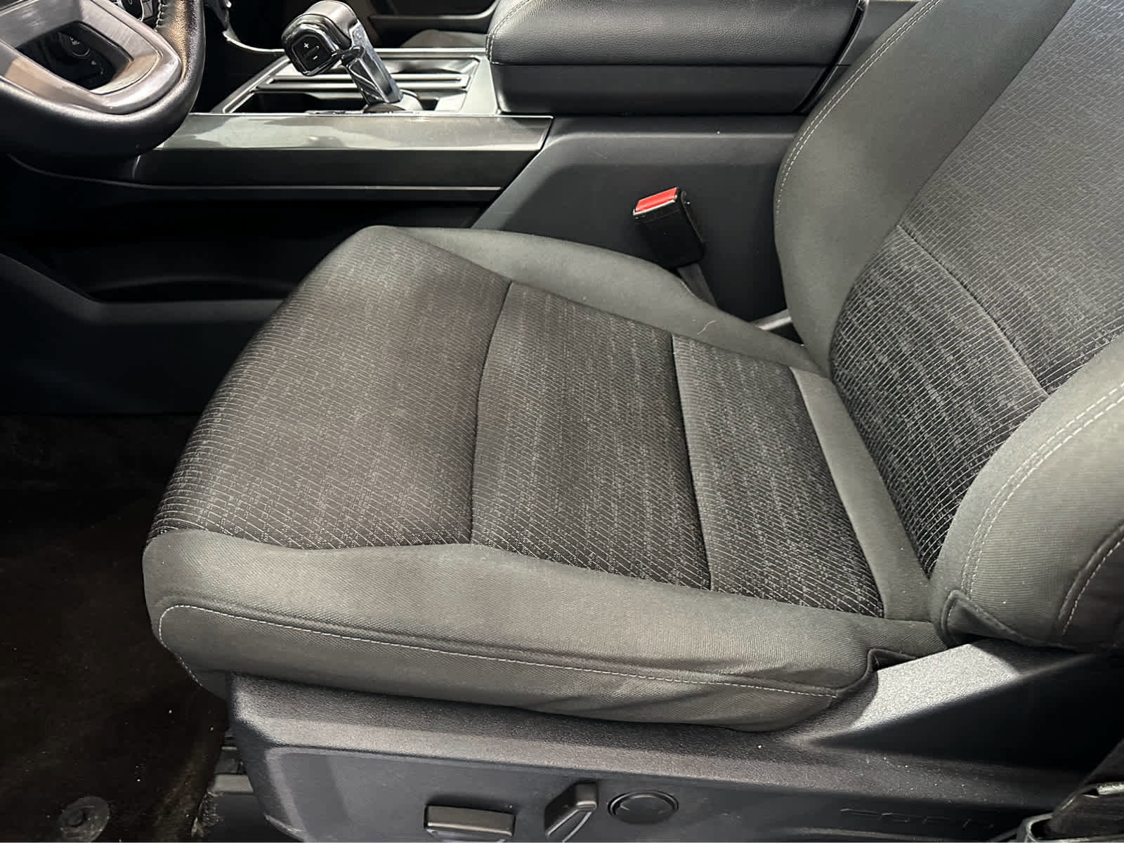 Used 2022 Ford F150 XLT w/ Equipment Group 302A High AWD/4WD image 32