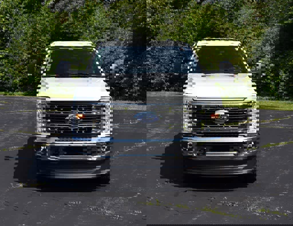 New 2025 Ford F350 XLT image 8