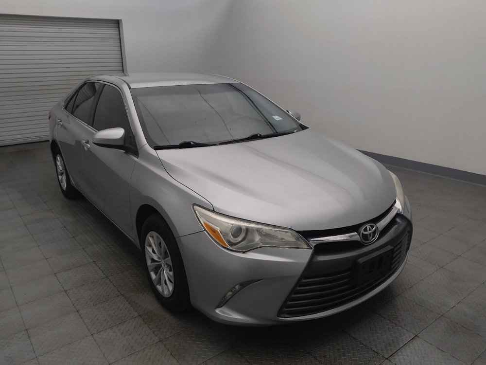 Used 2015 Toyota Camry LE FWD image 13