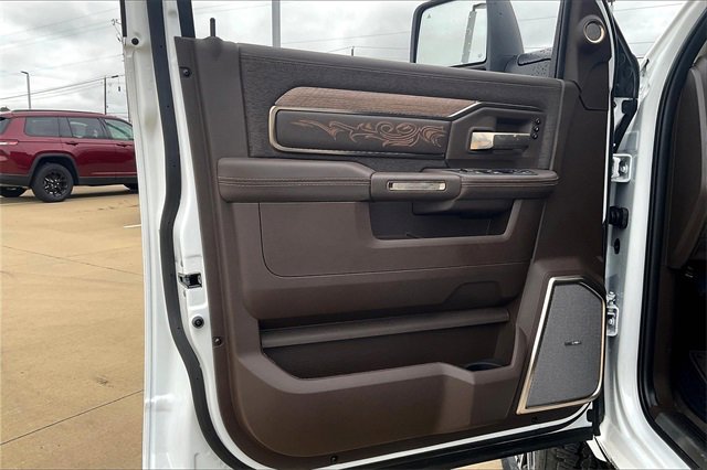 New 2025 RAM 2500 Limited image 11