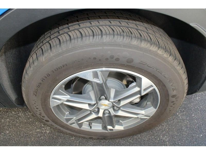 Used 2025 Chevrolet Blazer LT image 9